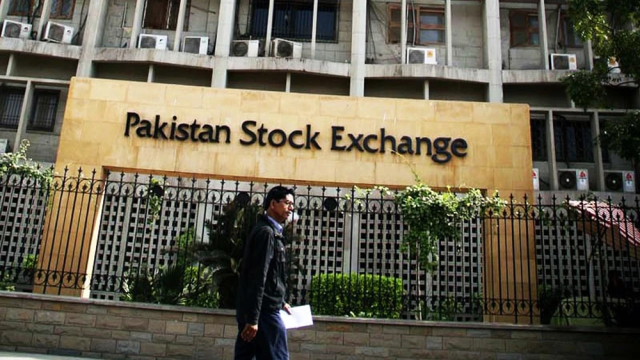 PSX crosses historic milestone of 100,000 points