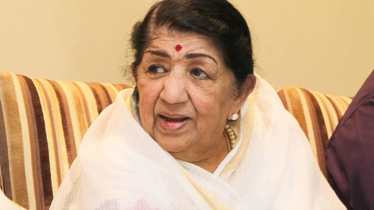 Lata Mangeshkar contracts COVID-19; admitted to ICU