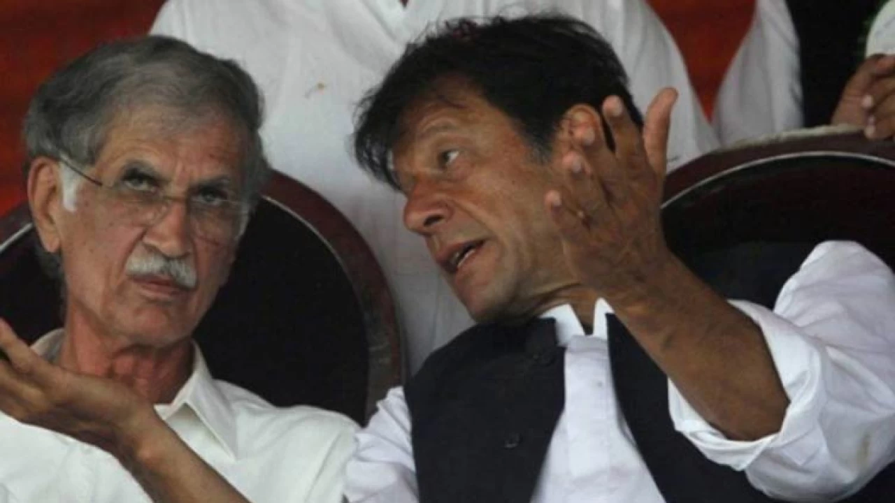 ‘You're blackmailing me in front of everyone’, PM tells Pervez Khattak