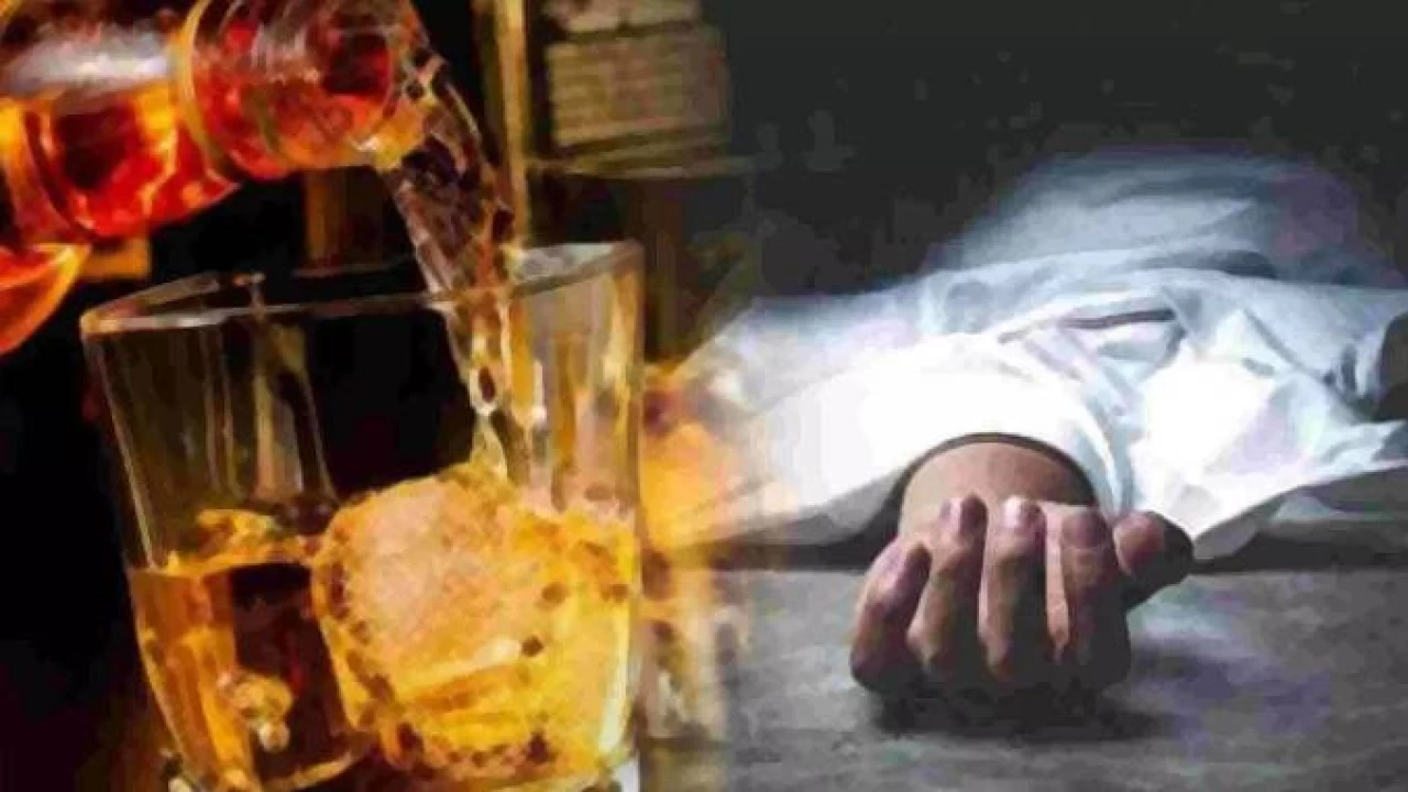 Poisonous liquor claims 14 lives in Sindh