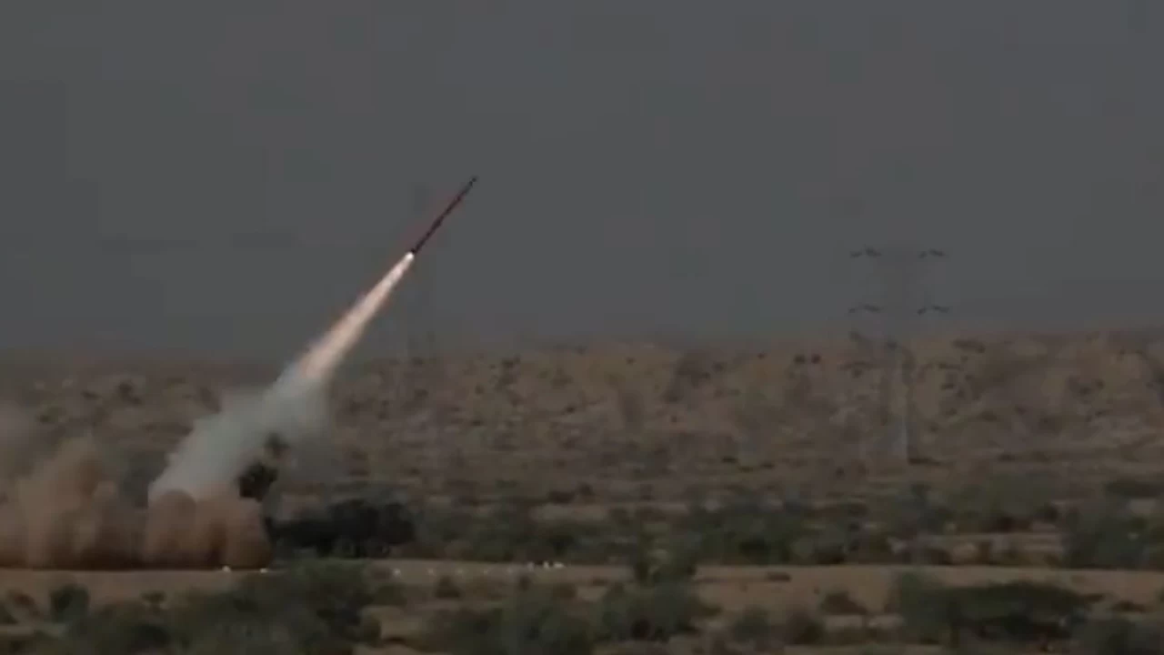 Pakistan successfully test-fires indigneously developed Fatah-1 missile