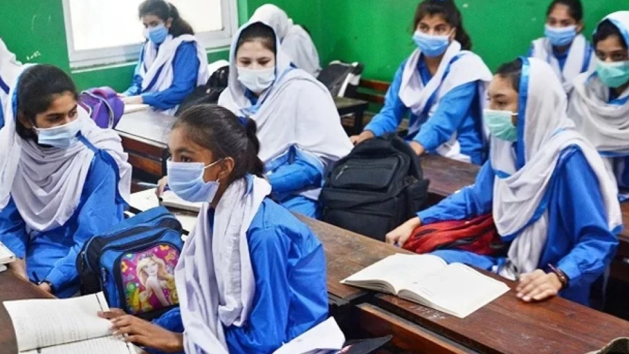 Sindh Health Department decides to collect COVID-19 samples from schools