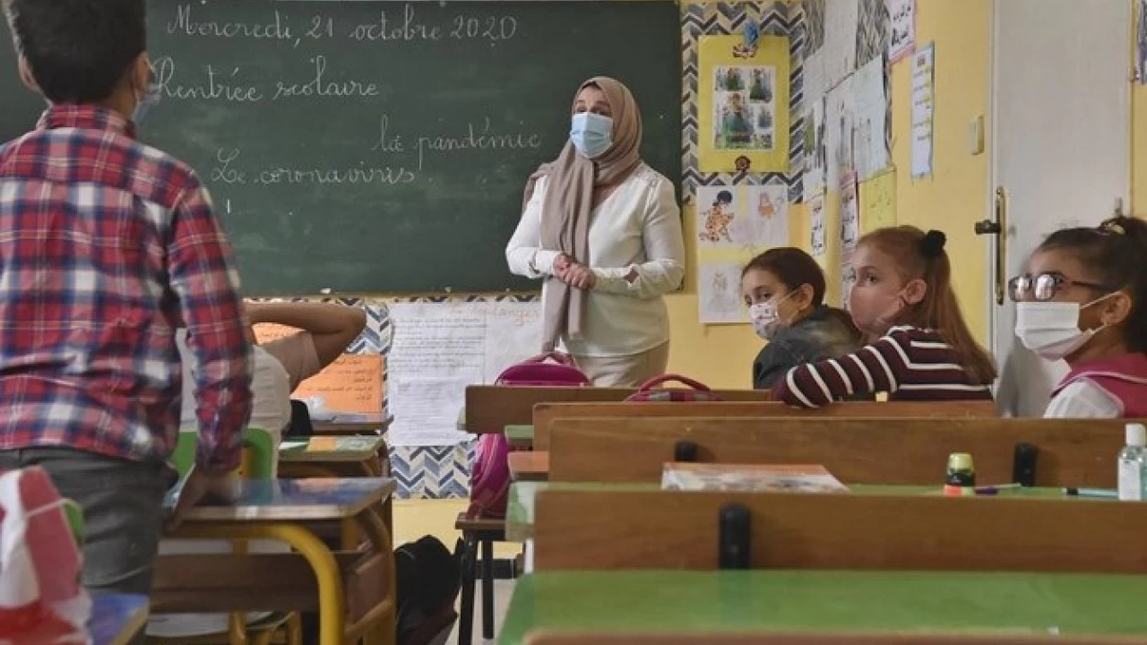 Algeria shuts schools for 10 days amid COVID surge