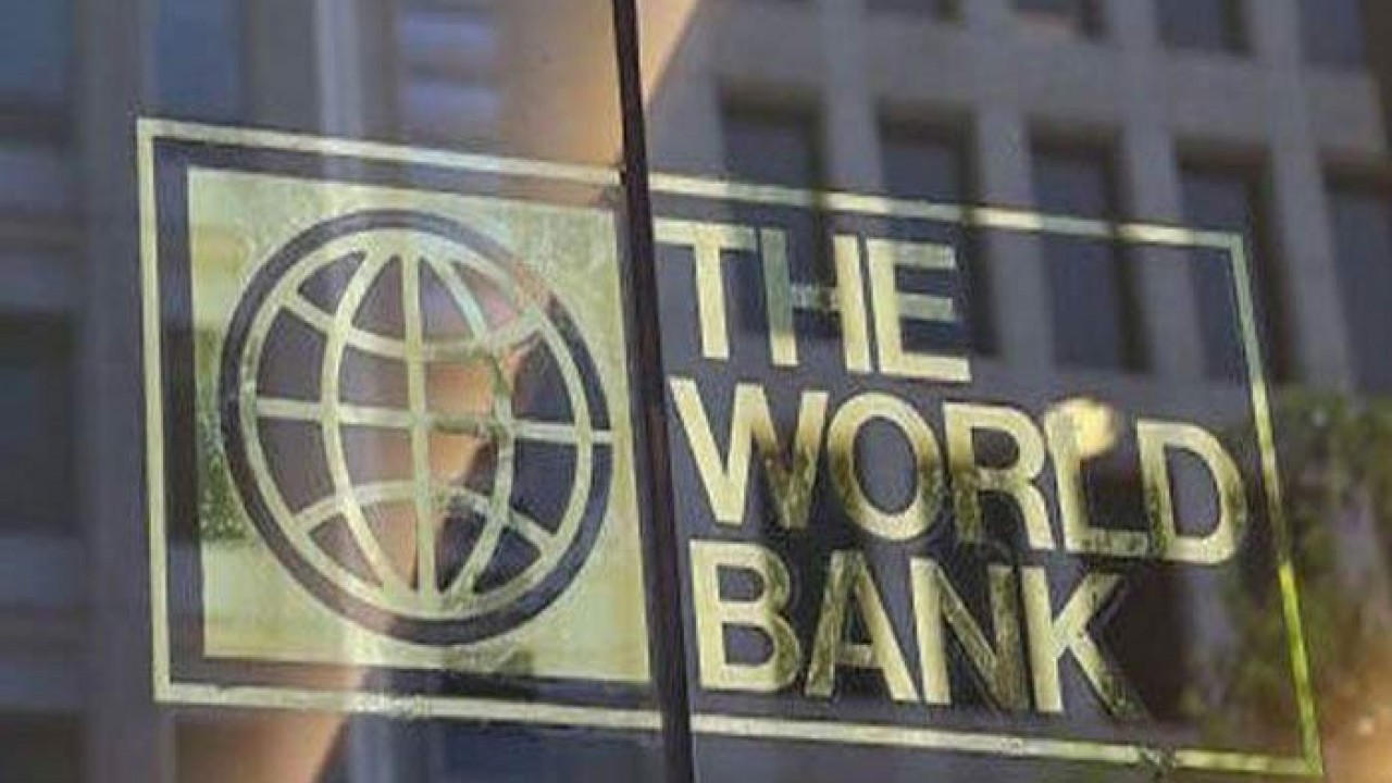 عالمی بینک  کا افغانستان کیلئے امداد بند کرنے کا اعلان