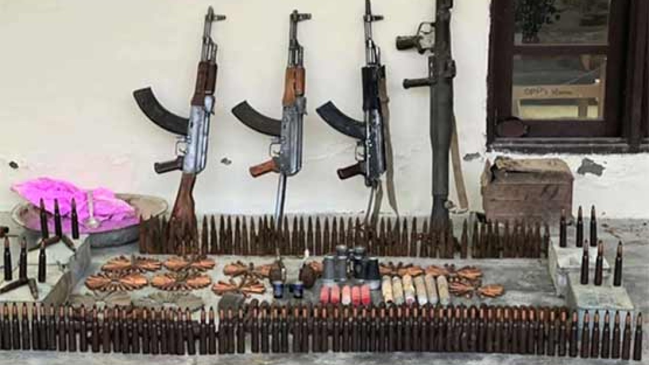 جنوبی وزیرستان: دہشتگردوں کے ٹھکانوں پر چھاپہ، اسلحہ برآمد