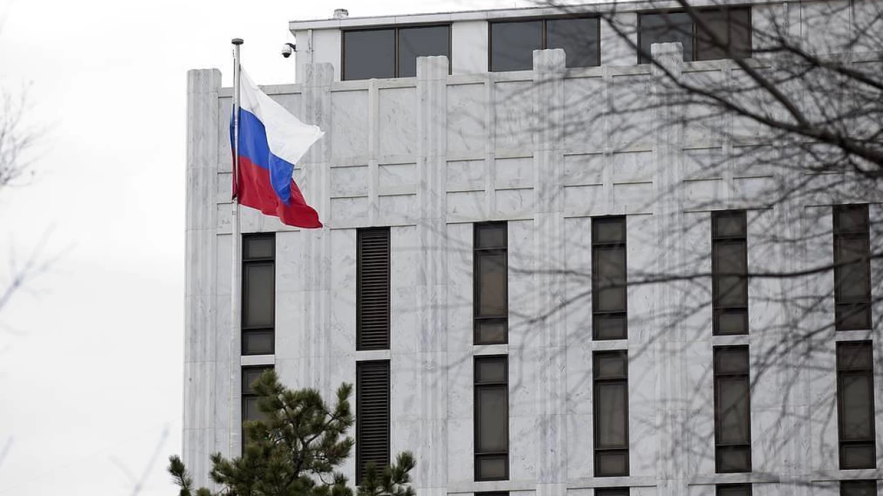 184 staff members to stay at Russian embassy in US after expulsion