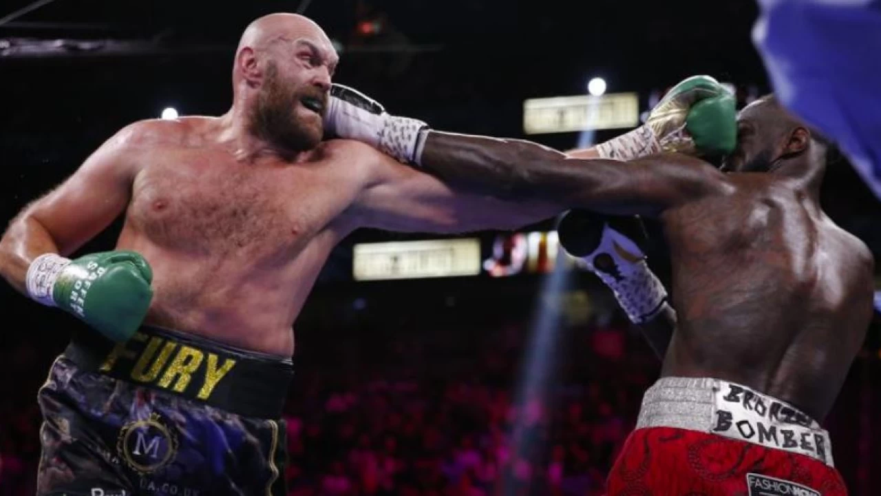 Tyson Fury to defend WBC heavyweight title against Dillian Whyte in UK