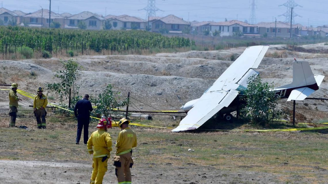 Small plane makes emergency landing in California highway
