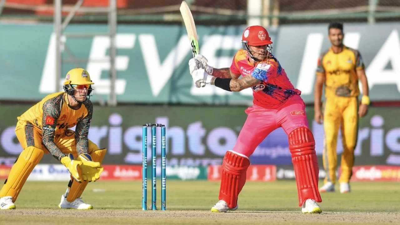 PSL 7: Islamabad United thrash Peshawar Zalmi by 9 wicket