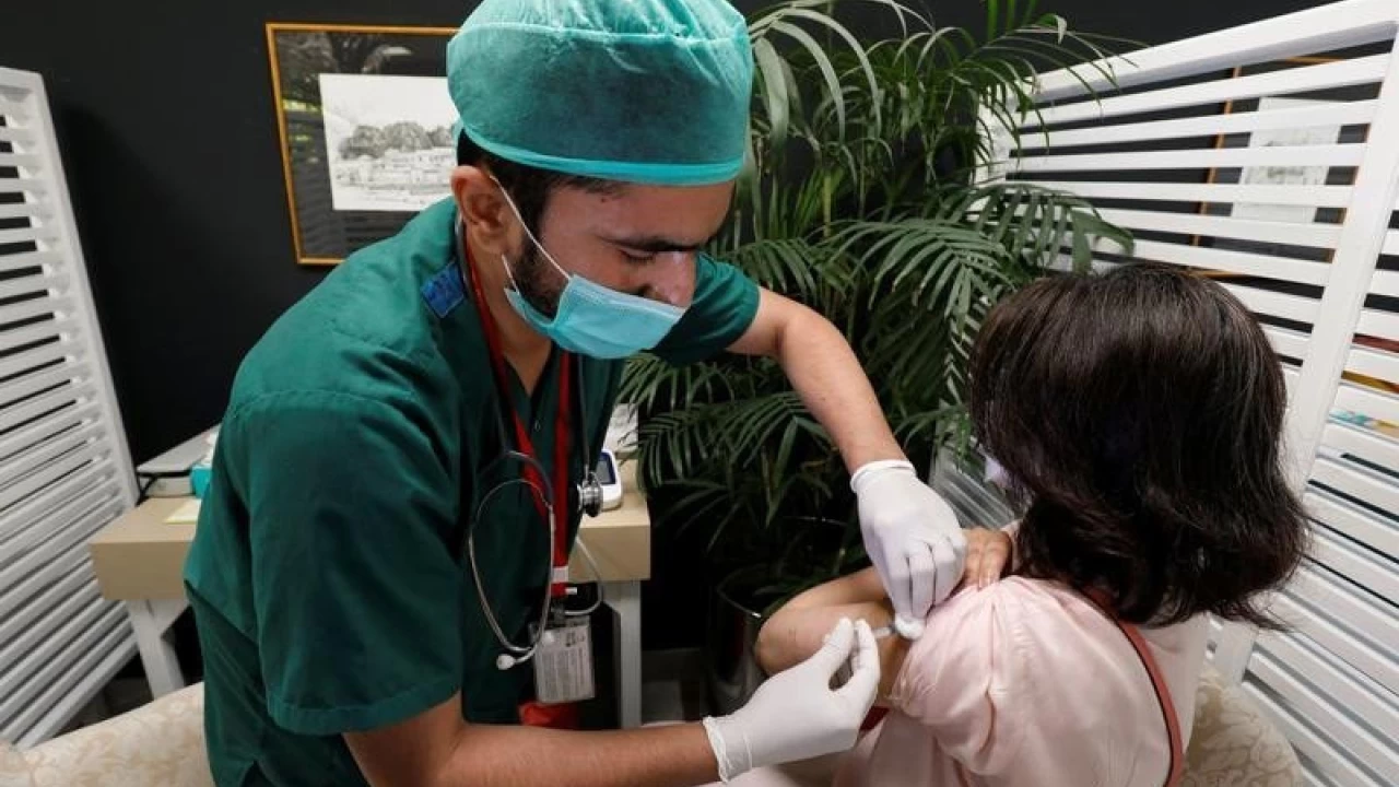 Sindh to initiate door-to-door Corona vaccination from February 1