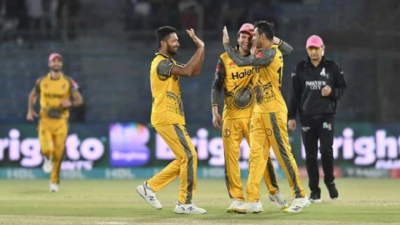 PSL 2022: Peshawar Zalmi thrash Karachi by 9 runs