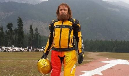Renowned motorcar stuntman Sultan Golden breaks two world records