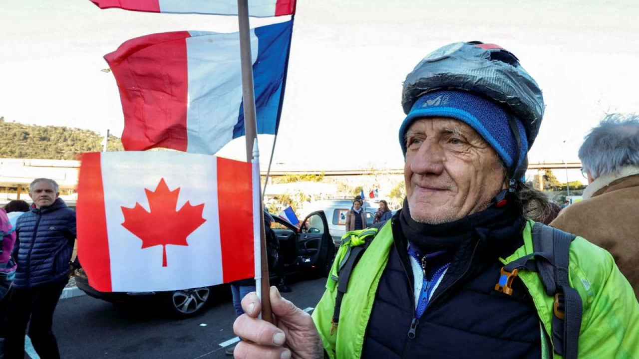 Paris bans French 'freedom convoy' protests 