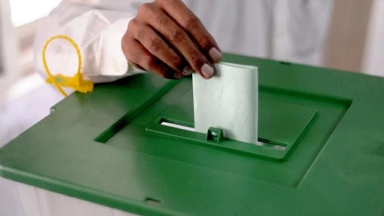 ECP decides to hold LG polls in Punjab on May 29
