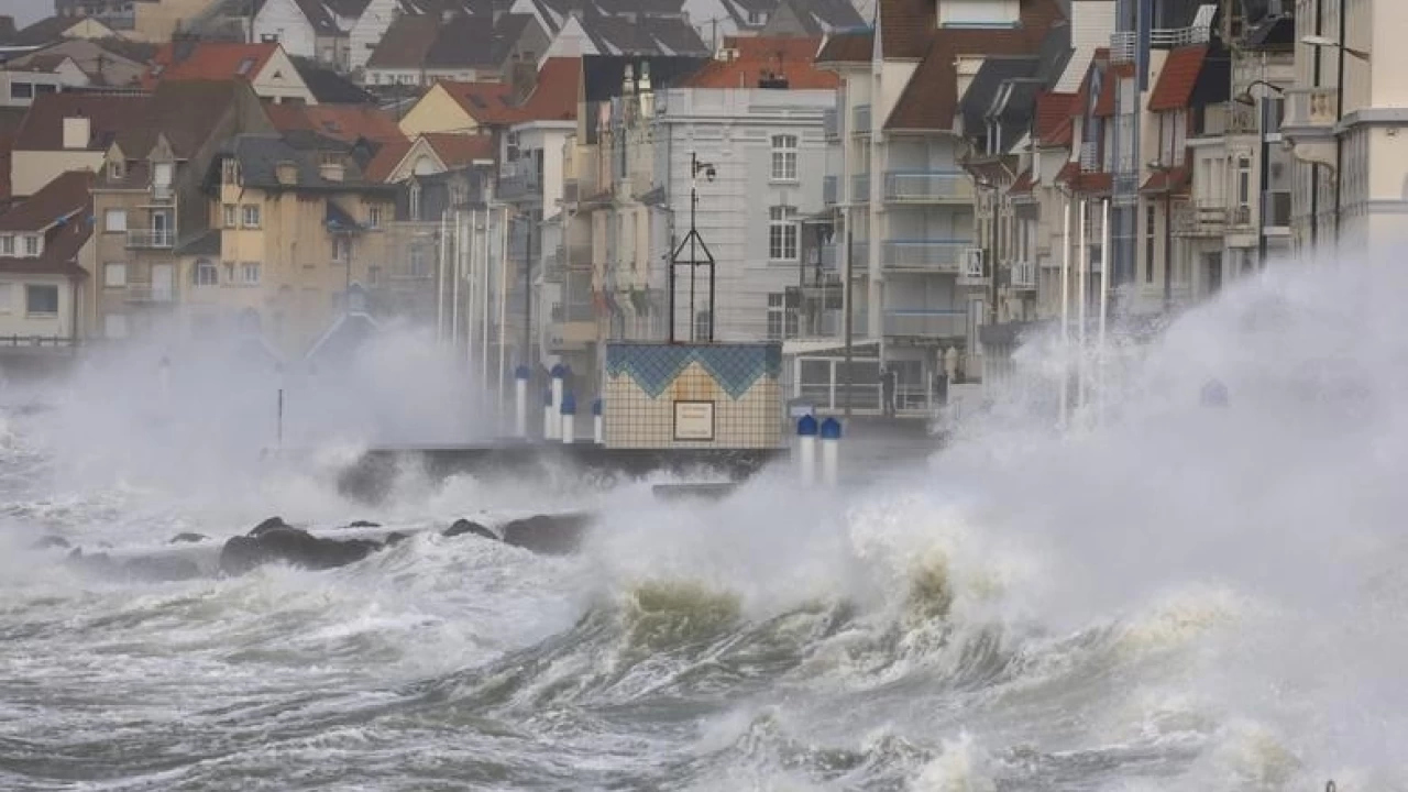 Storm Eunice: Nine killed as fierce winds batter UK, northern Europe 