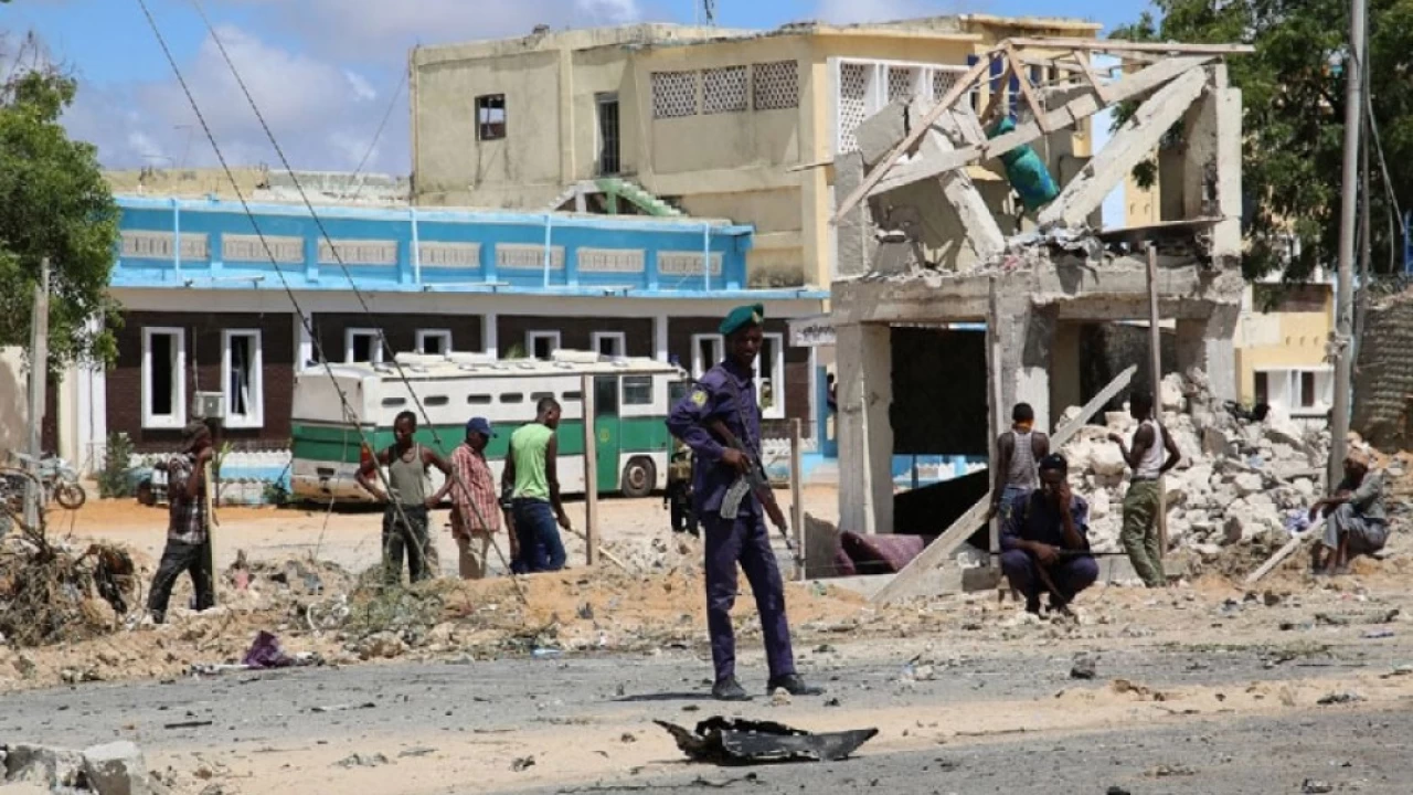 Suicide bombing in Somalia town kills 14 on eve of vote