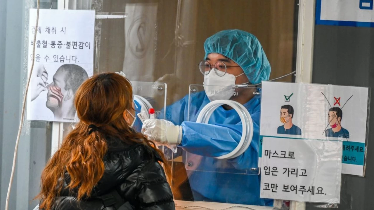 South Korea COVID-19 cases skyrocket; PM urges calm 