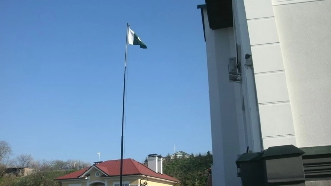 Pakistan embassy asks students to reach safe city for safely exit Ukraine