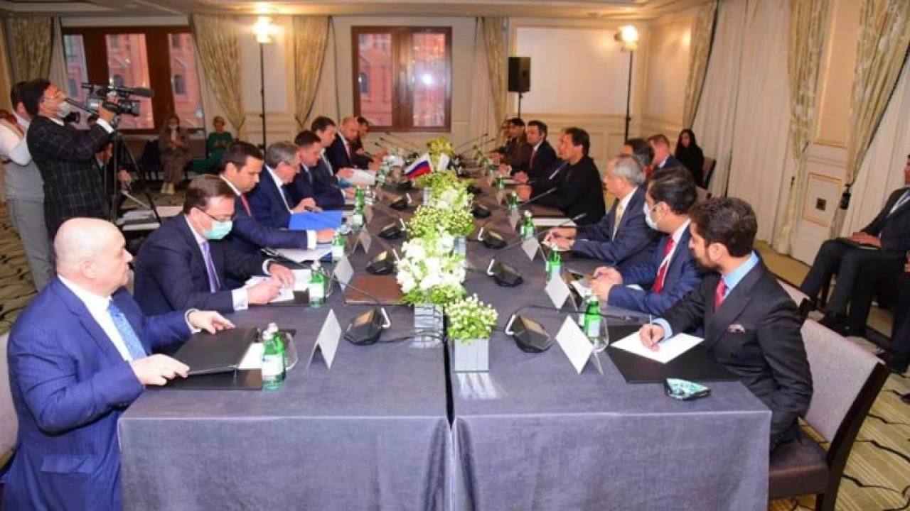 PM Imran Khan meets Russian deputy PM Novak