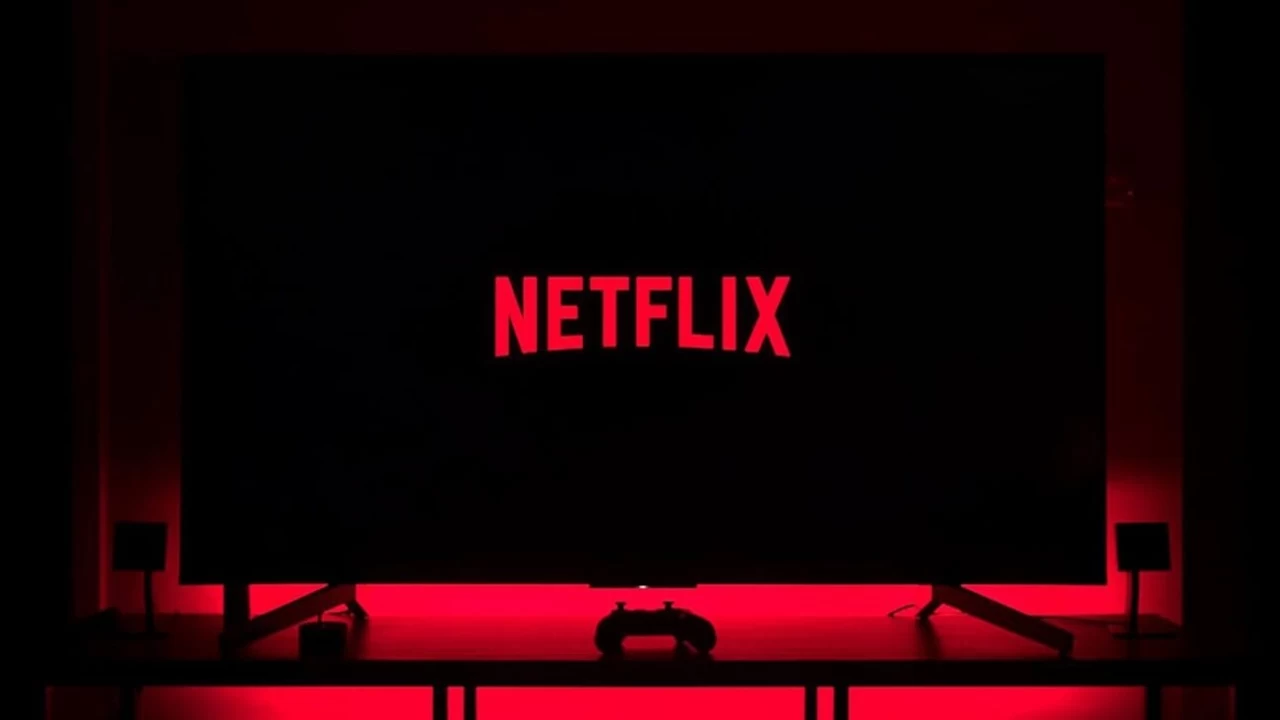 Netflix suspends service in Russia 