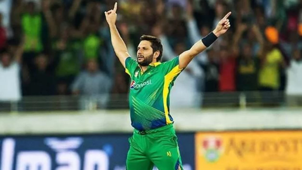 Afridi hints to retire after PSL 2022, shows interest to join Gladiators