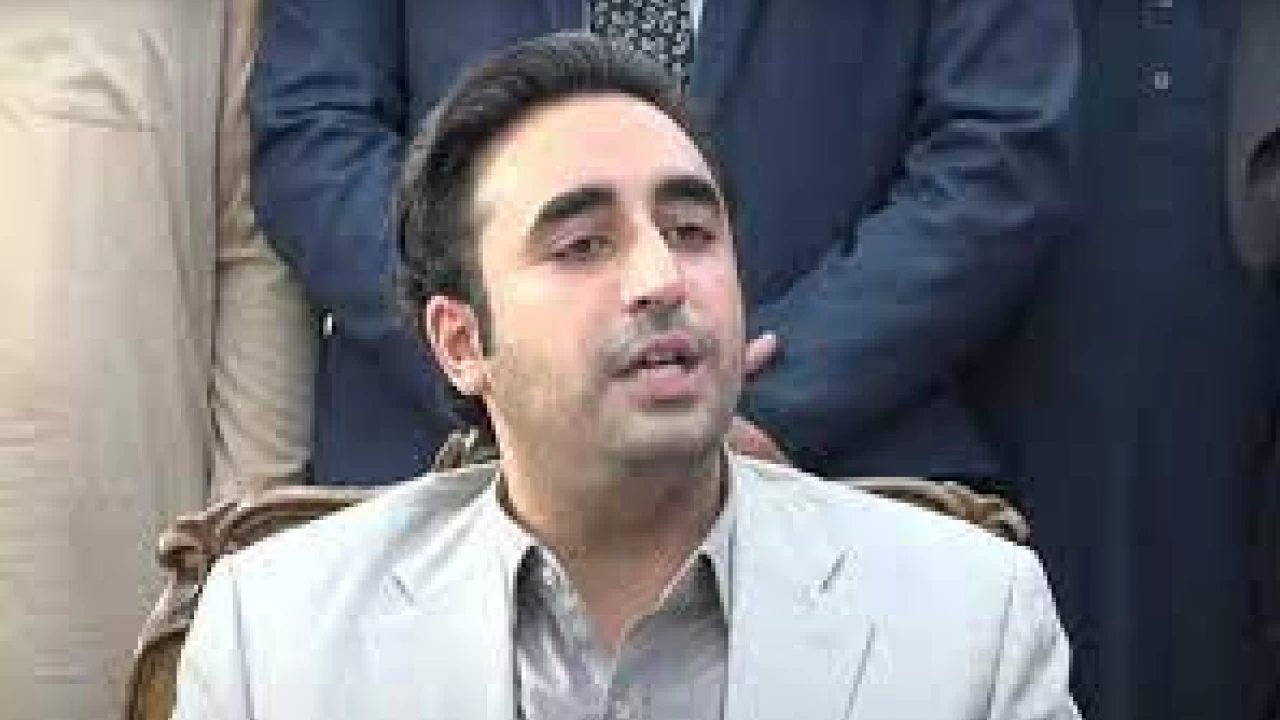 Bilawal challenges efficacy of PDM's long march without resignations