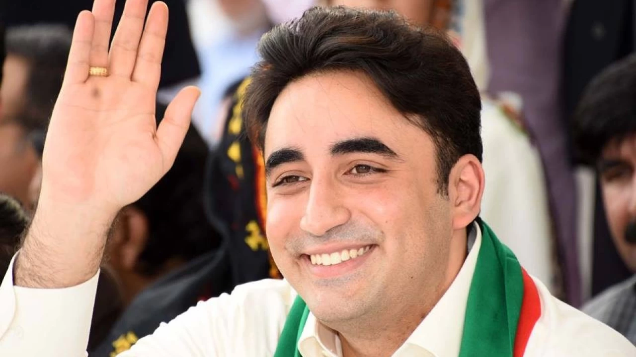 ‘PM teaching me Urdu’: Bilawal Bhutto posts video