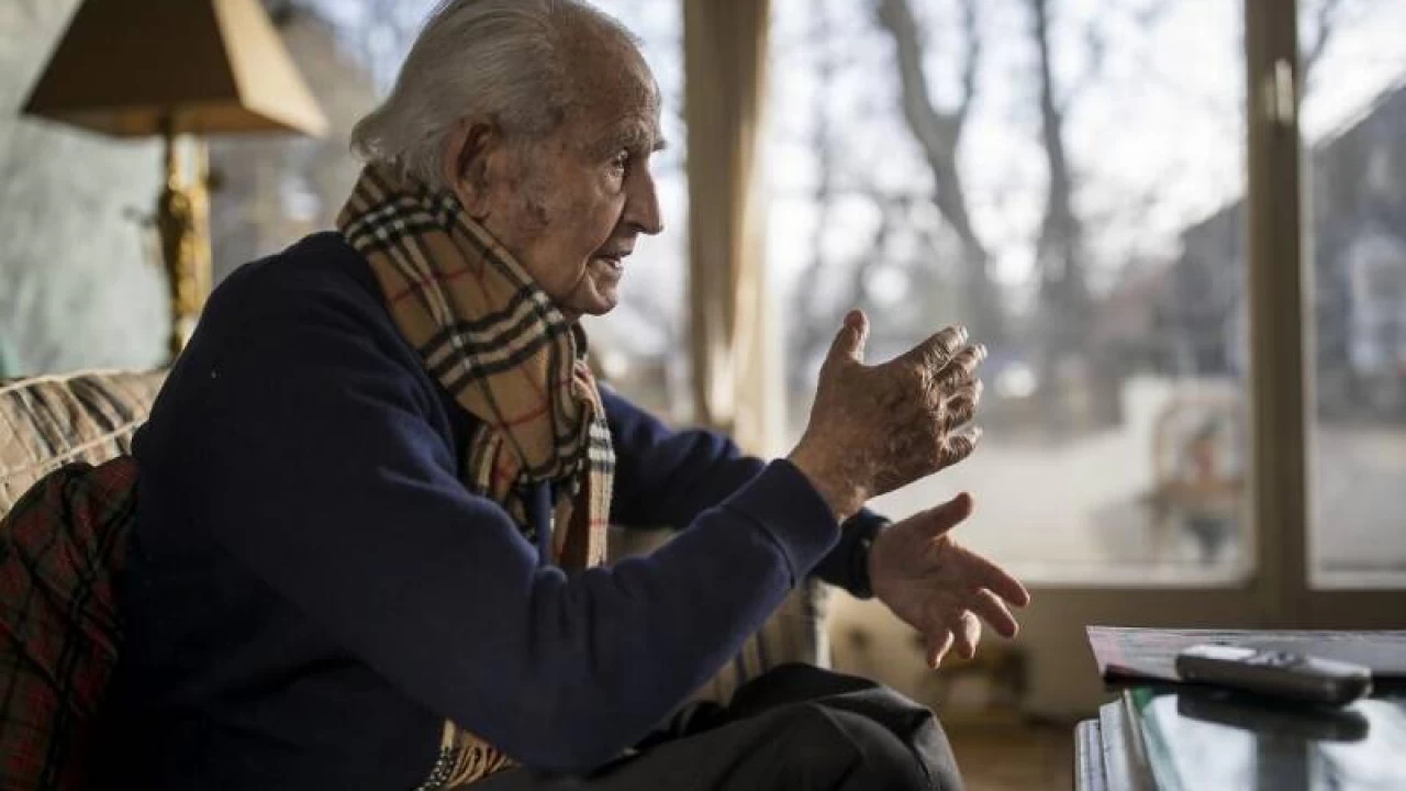 German Holocaust survivor Schwarzbaum dies aged 101