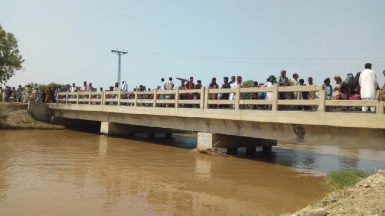 Rescue operation to find 2 boys 'drowned' in Khanpur Canal fail