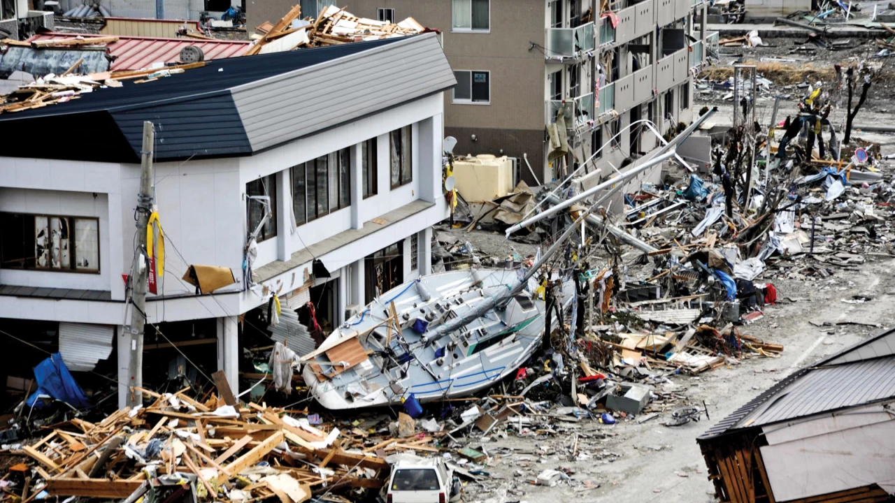 Japan earthquake: Death toll rises to four; tsunami threat wanes