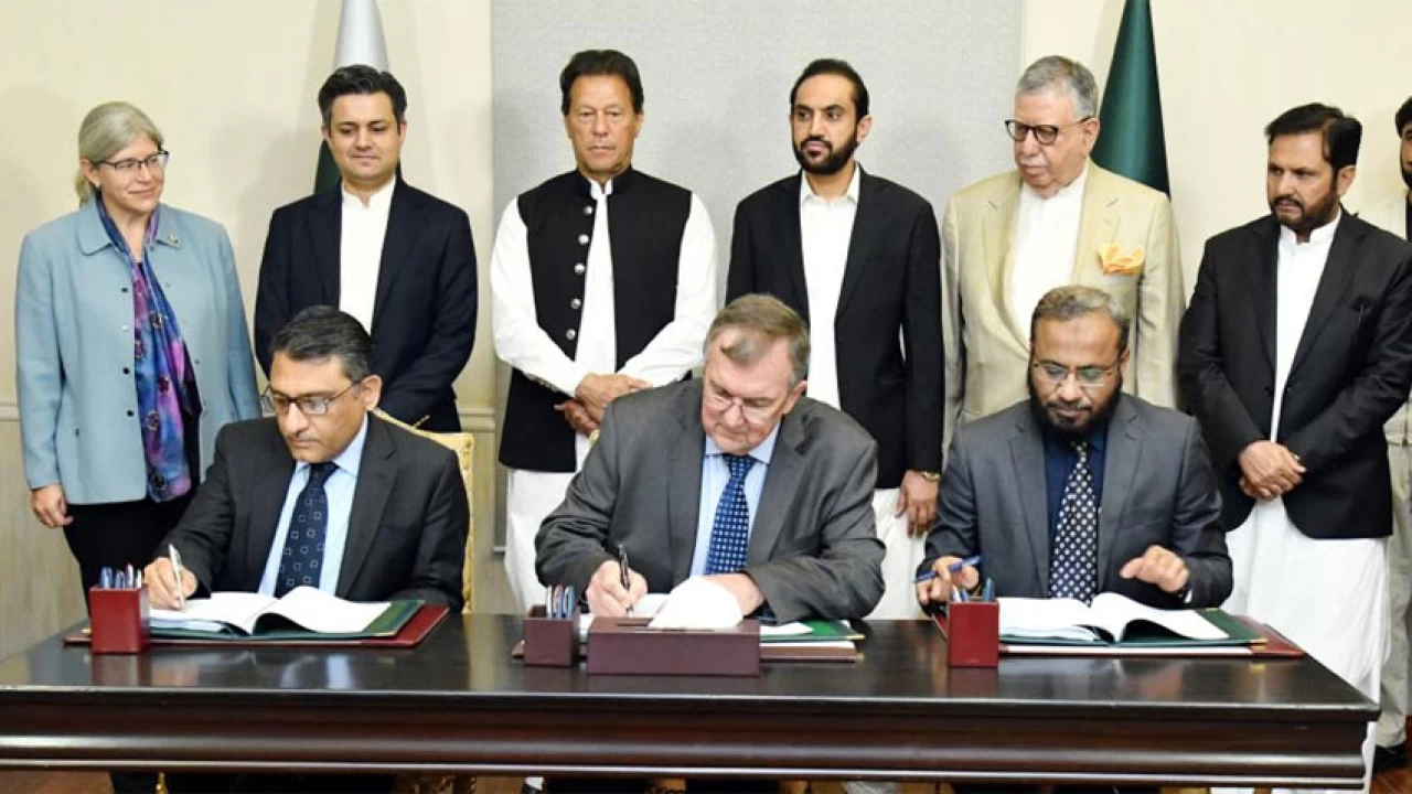 PM witnesses signing of new agreement on Reko Diq project