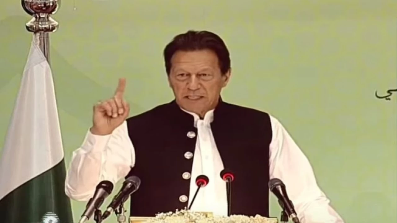 Islam has nothing to do with terrorism and extremism, PM Imran addresses OIC FM's session