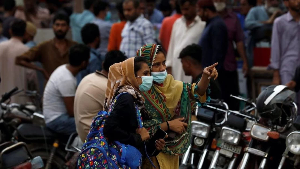 Pakistan confirms one death from coronavirus