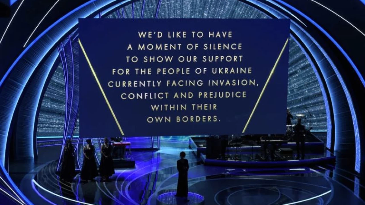 Oscars 2022: Academy holds moment of silence for Ukraine 