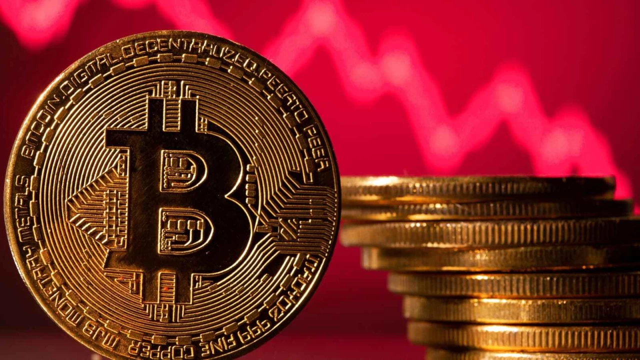 Bitcoin rises 4.4 percent to $46,499