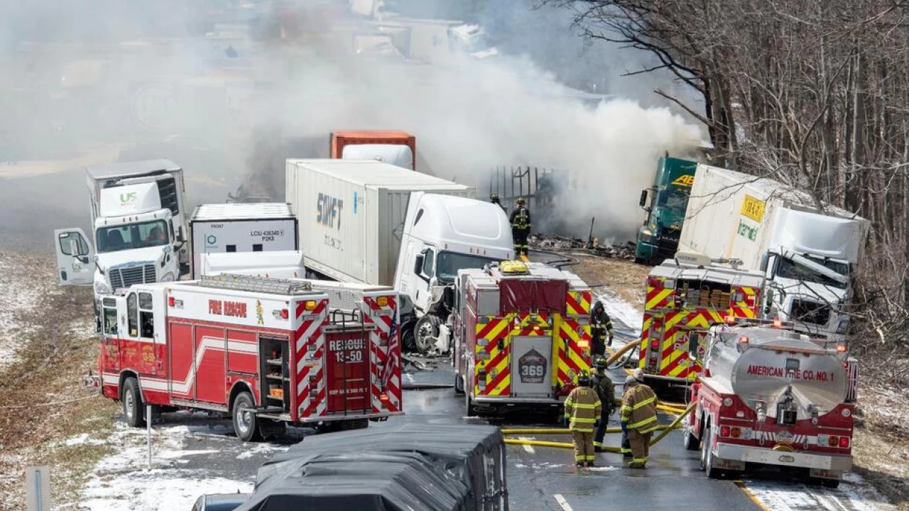 Multi-vehicle pileup kills three on Pennsylvania highway 