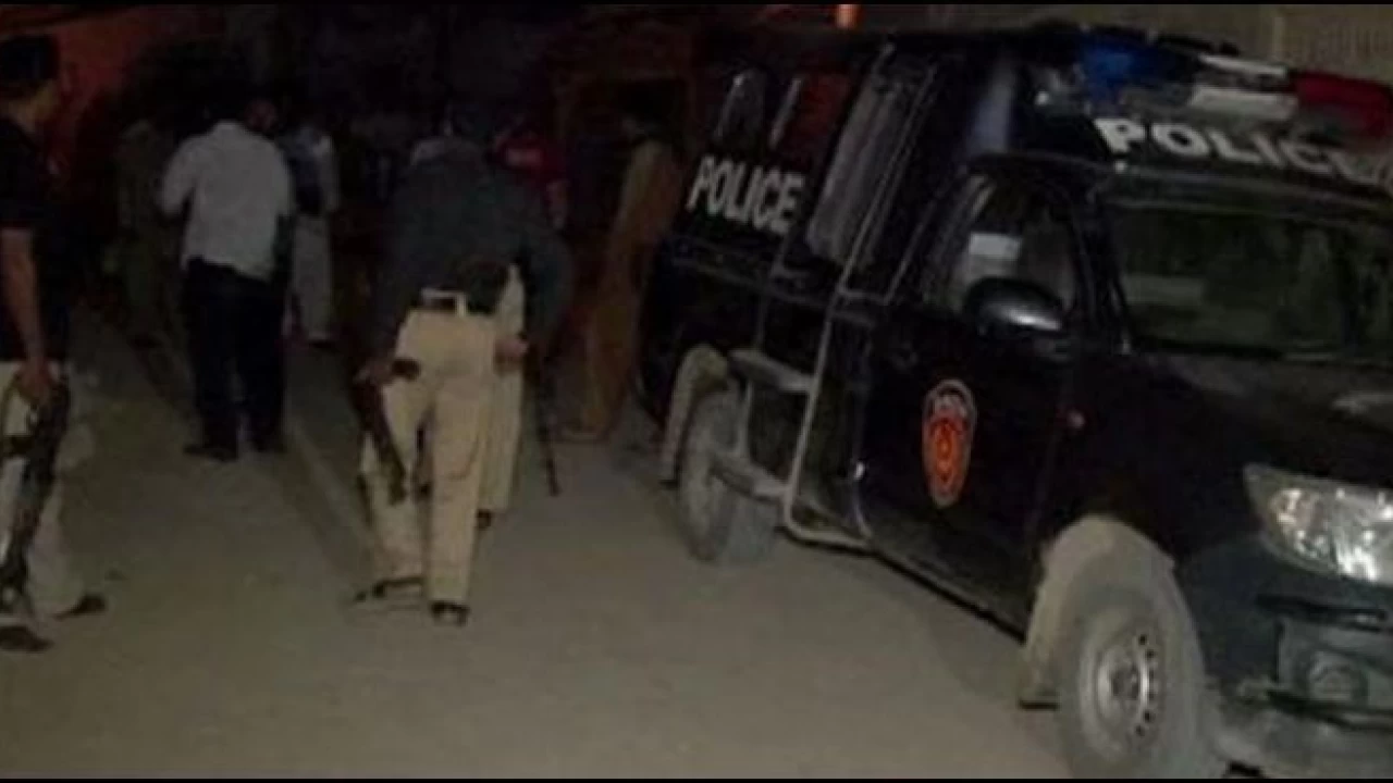 Shikarpur police kill two 'suspected robbers in shootout'