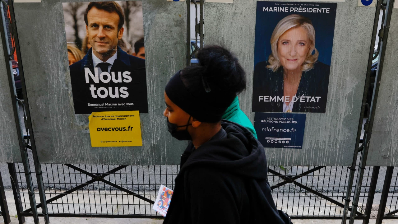 France votes on Sunday in cliffhanger presidential election