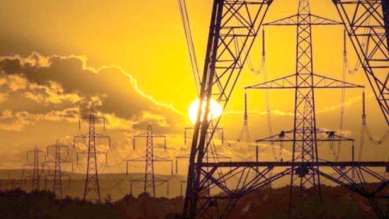 بجلی کی قیمتوں میں 4 روپے 85 پیسے فی یونٹ اضافہ