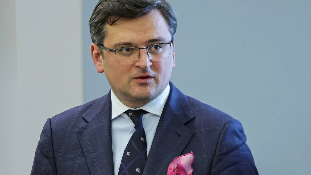 Ukrainian foreign minister says situation in Mariupol may be 'red line' in talks