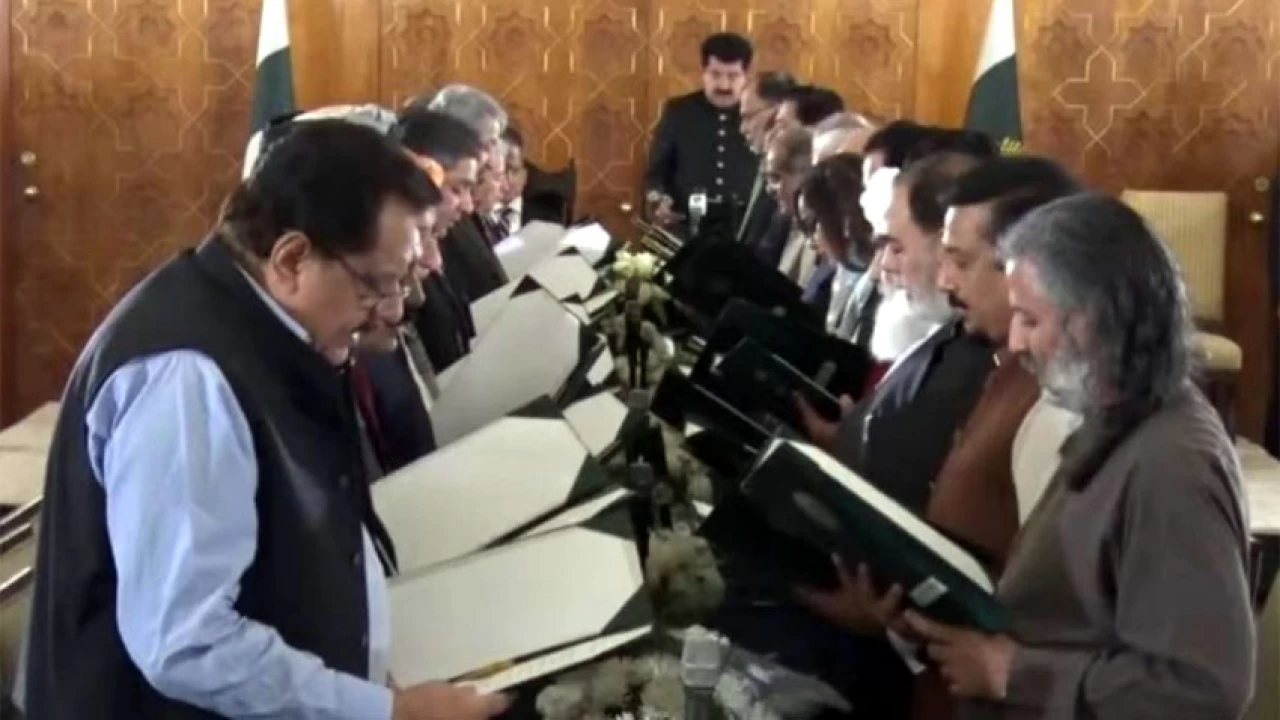 PM Shehbaz Sharif's new cabinet takes oath