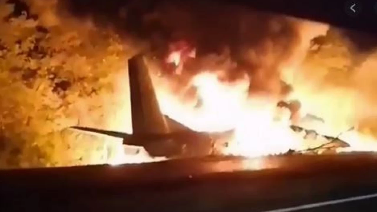 Ukraine transport plane crashes; kills one