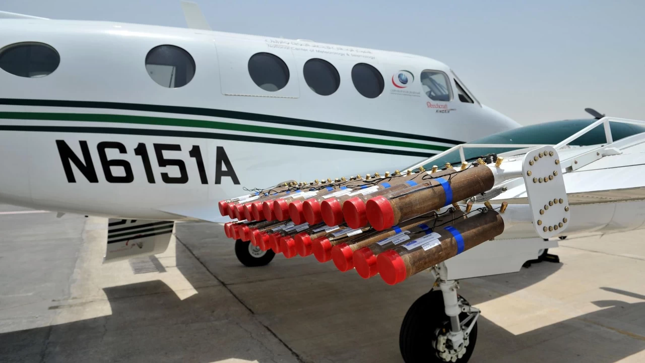 Cloud-seeding operation begins in skies over Saudi Arabia