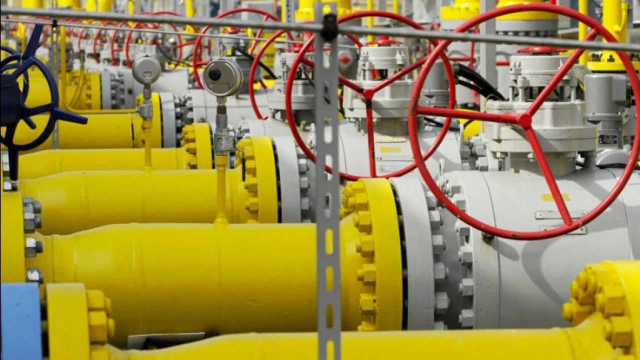 Russia stops gas supplies to Poland, Bulgaria