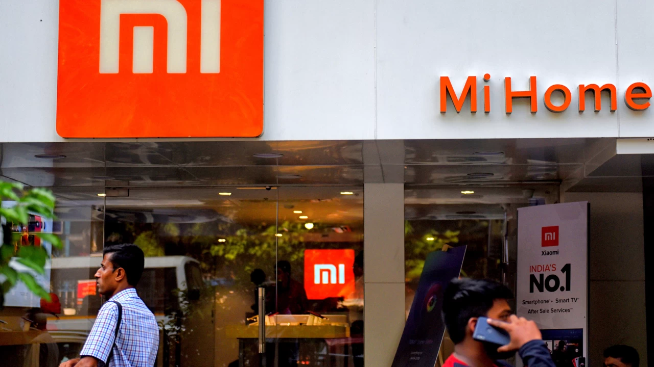 India seizes over $700mln from China's Xiaomi for moving money illegally