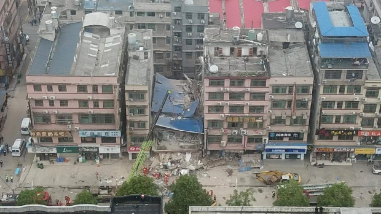 Death toll rises to 53 in China building collapse 