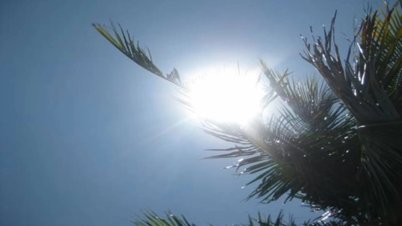 Mainly hot weather expected in parts of country