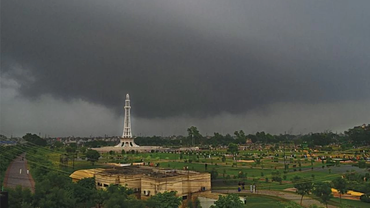 Lahore to brace pre-monsoon rains till Tuesday 