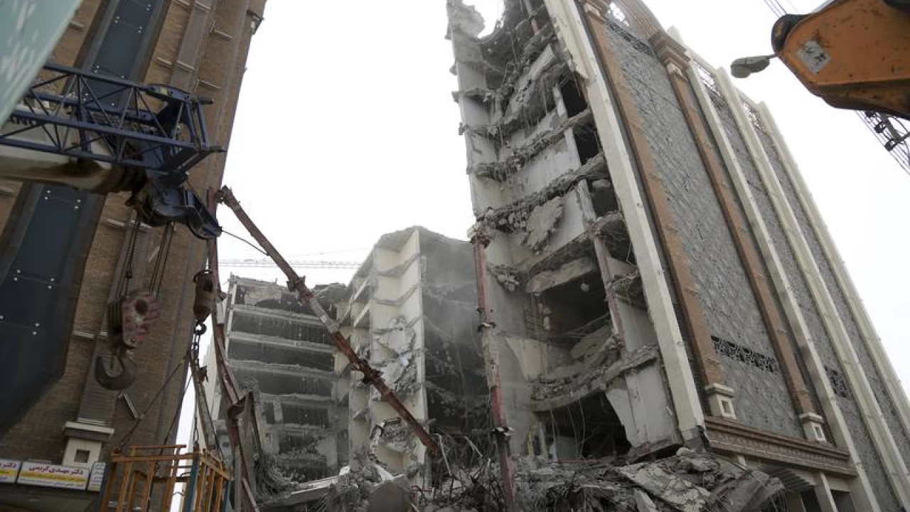 Iran building collapse death toll rises to 10 