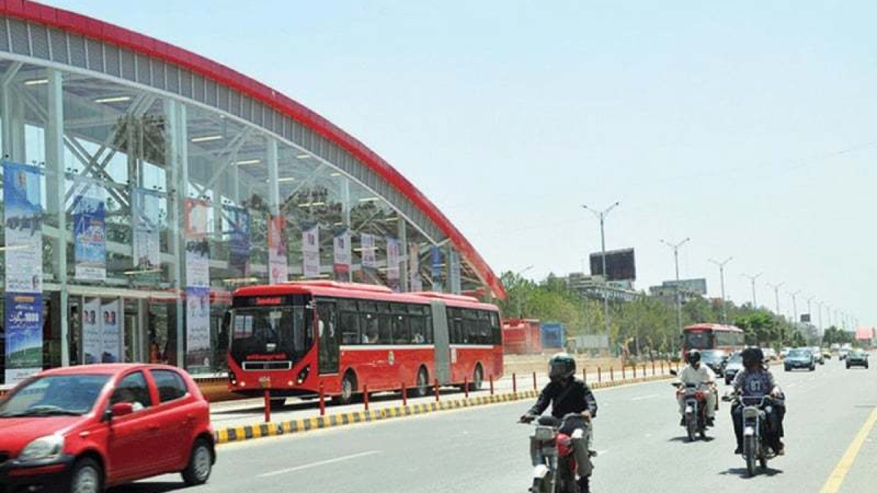 راولپنڈی اسلام آباد میٹرو بس سروس بند کردی گئی